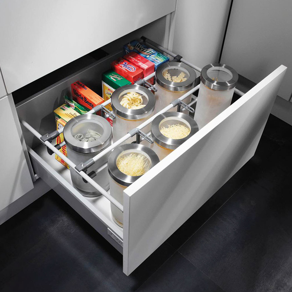 Marktüblich – Keine Glaselemente. Nur gegen Aufpreis!